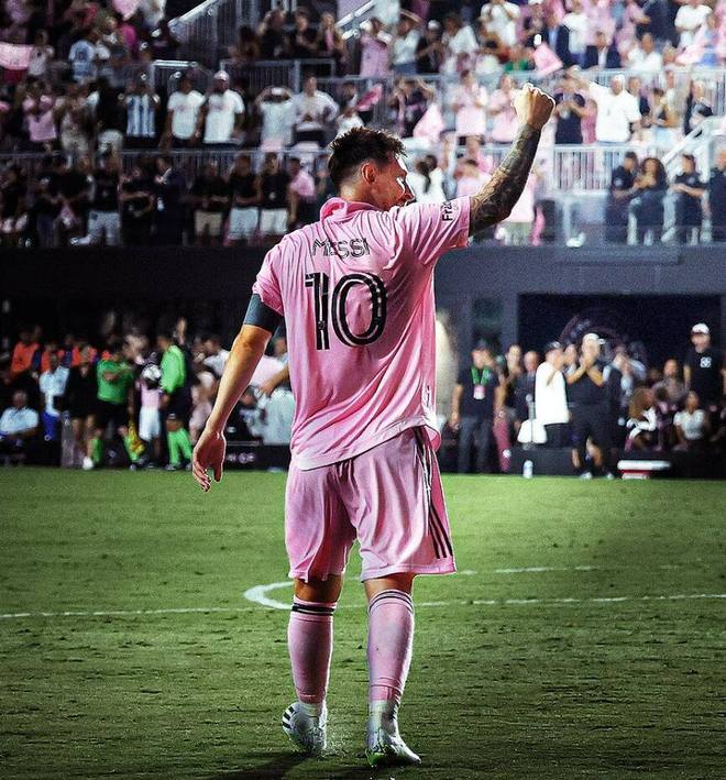 梅西造点球大杀器,巴萨逆转晋级时刻,掌声雷动 梅西造点球大杀器,巴萨逆转晋级时刻,掌声雷动