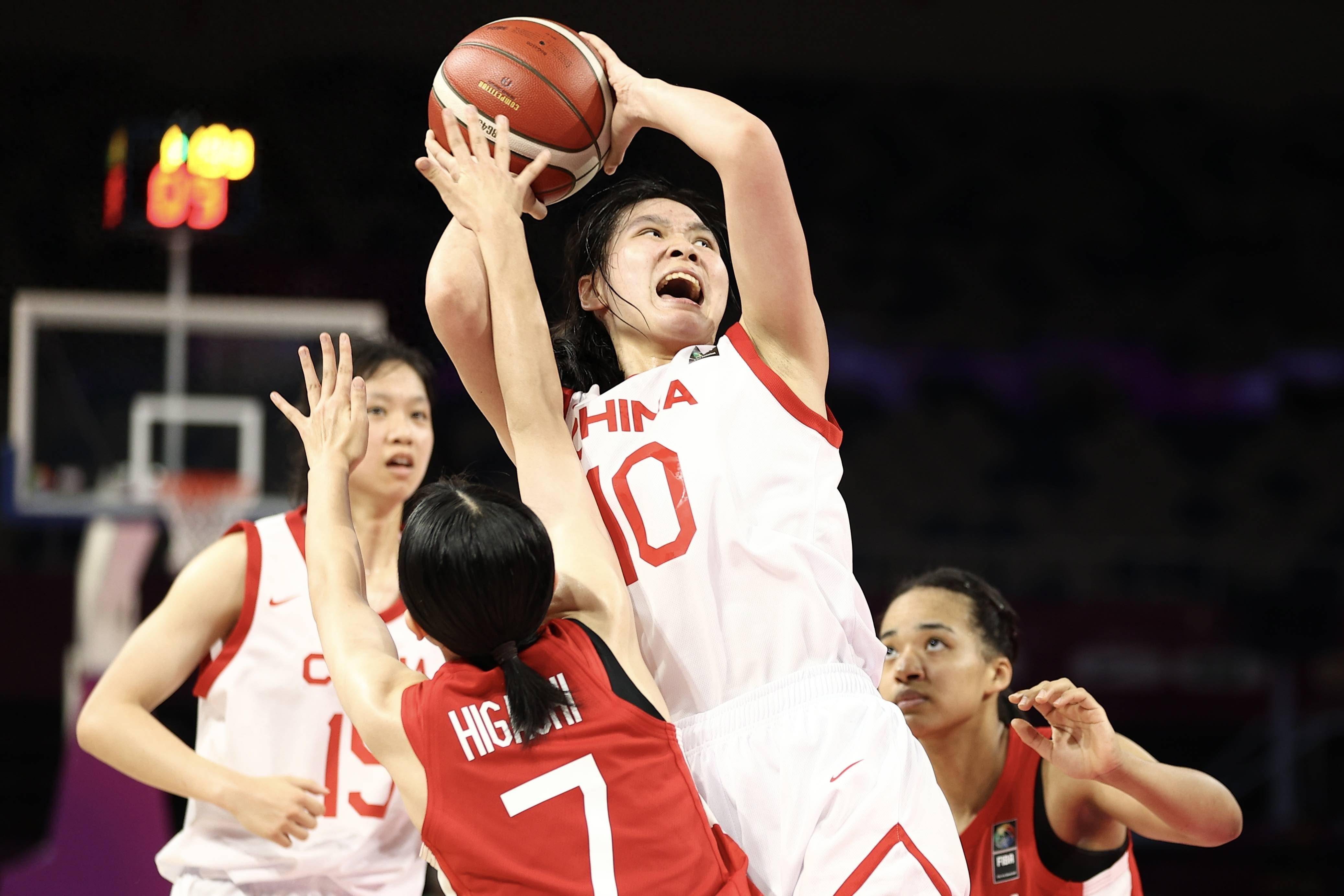 日本队力克泰国队，李梓嘉高光表现