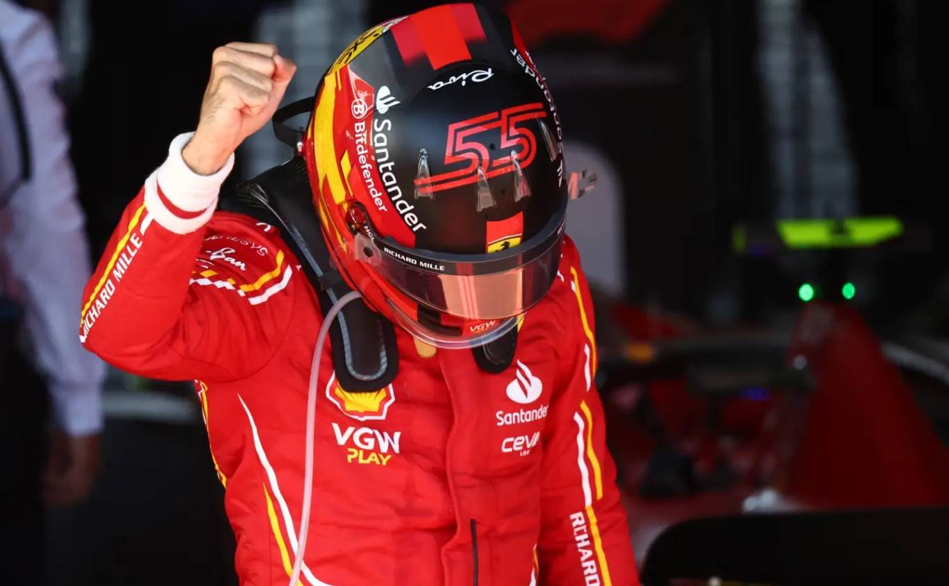 阿斯顿马丁逆转威廉姆斯，塞恩斯点燃赛场